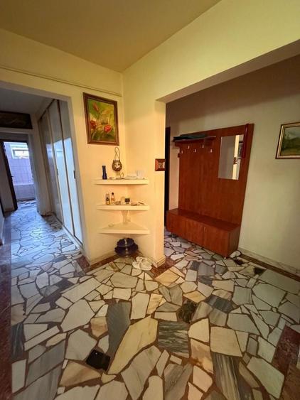 Apartament cu 4 camere, mobilat în Tomis I
