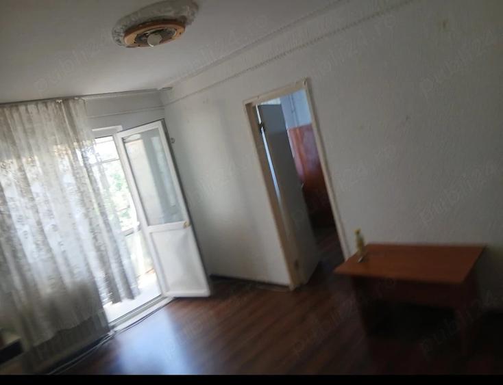 Apartament cu 2 camere semidecomandat în Malu Roșu