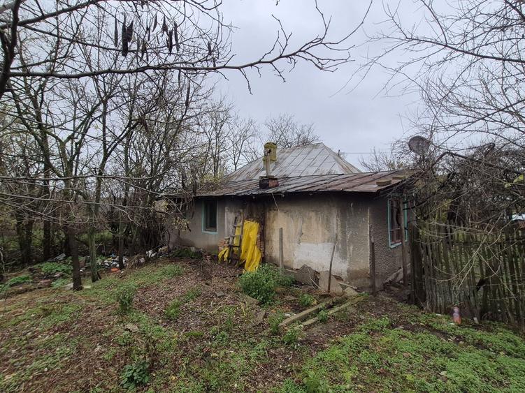 Casă cu 4 camere în Zalhanaua