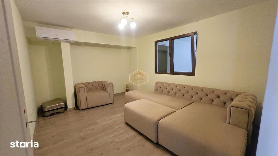 Casă cu 6 camere cu Teren 2149 Mp în Bercu Roșu