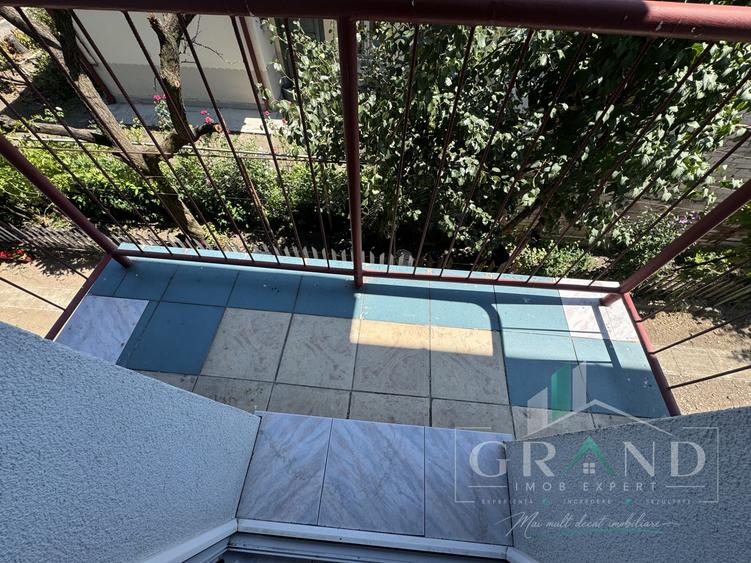 Casă individuală cu 4 camere cu Canalizare în Semicentral