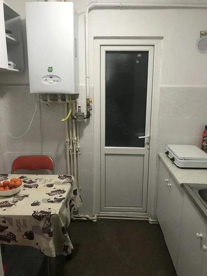 Apartament cu 2 camere nedecomandat în Hipodrom