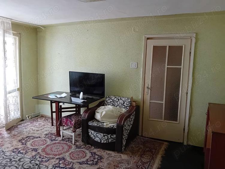 Vand apartament 2 camere - 1