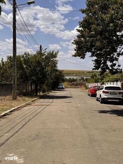 Teren de 386 mp, în Sud