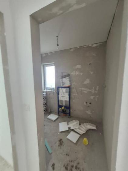 Duplex parter - 2 dormitoare - 2 bai - zona excelenta la 4 b - 6