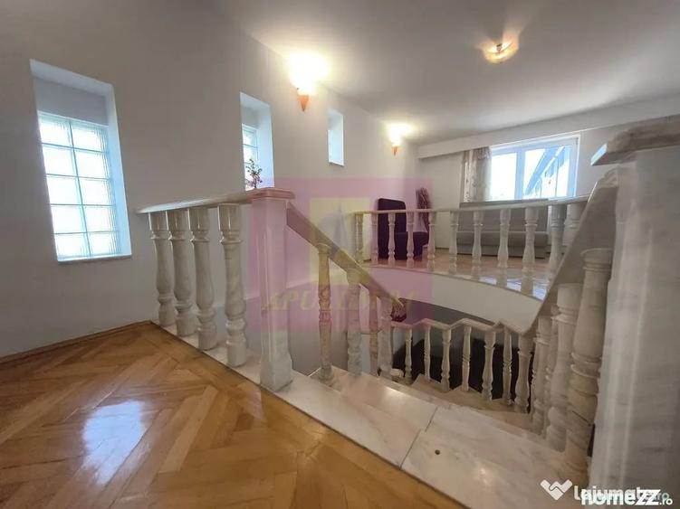 Casă cu 1 camere cu Teren 1000 Mp în Central
