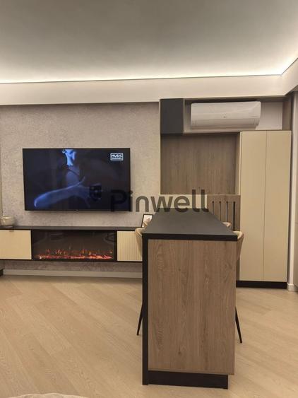 Apartament cu 3 camere semidecomandat, mobilat în Pipera