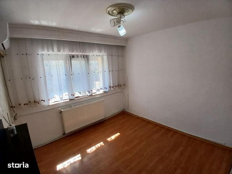 Apartament cu 2 camere decomandat în Est