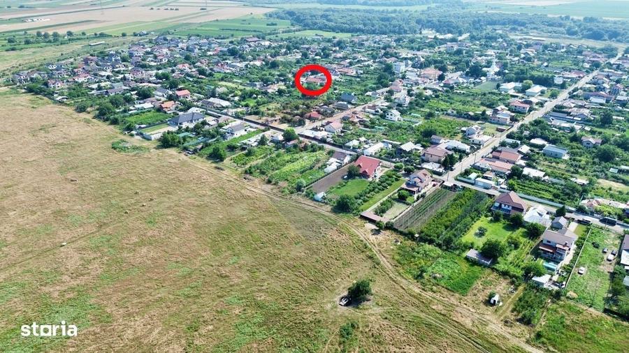 Casă cu 4 camere în Vânători