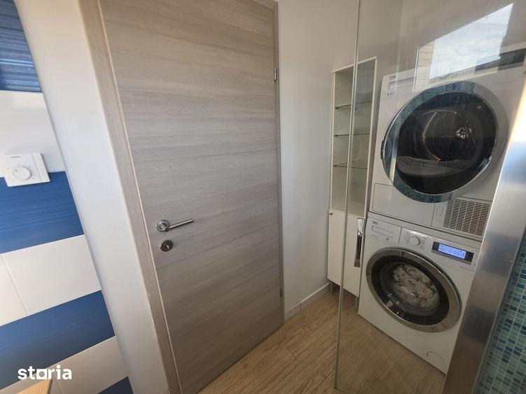 Casă cu 5 camere cu Teren 250 Mp în Central