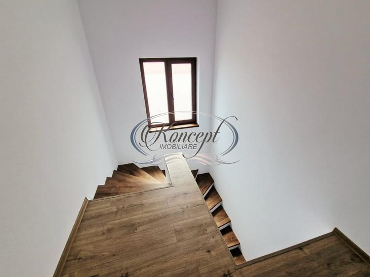 Duplex cu 4 camere cu Canalizare în Dâmbul Rotund