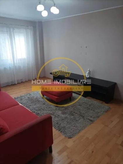 Apartament cu 3 camere decomandat, mobilat în Nicolina