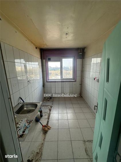 Apartament cu 2 camere semidecomandat în Titan — fotografia 1