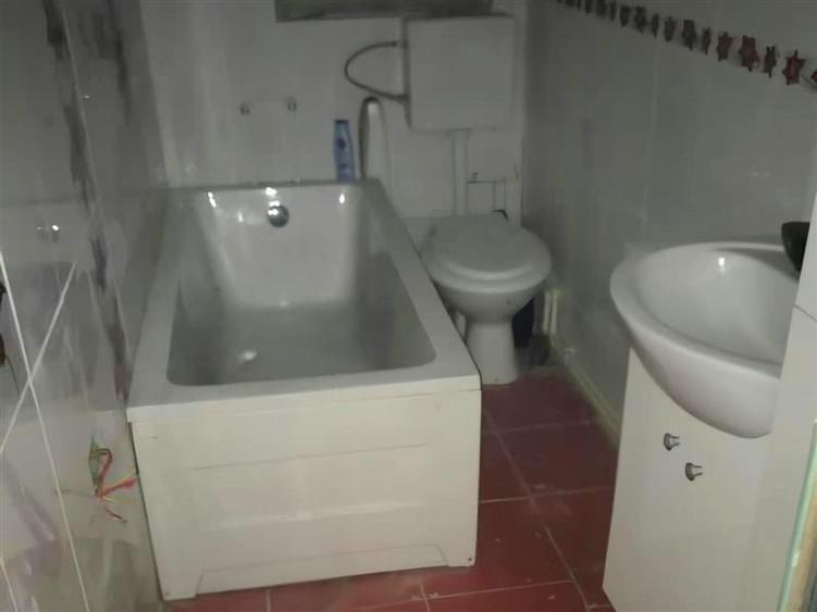 Casă cu 2 camere cu Teren 300 Mp în Luncani