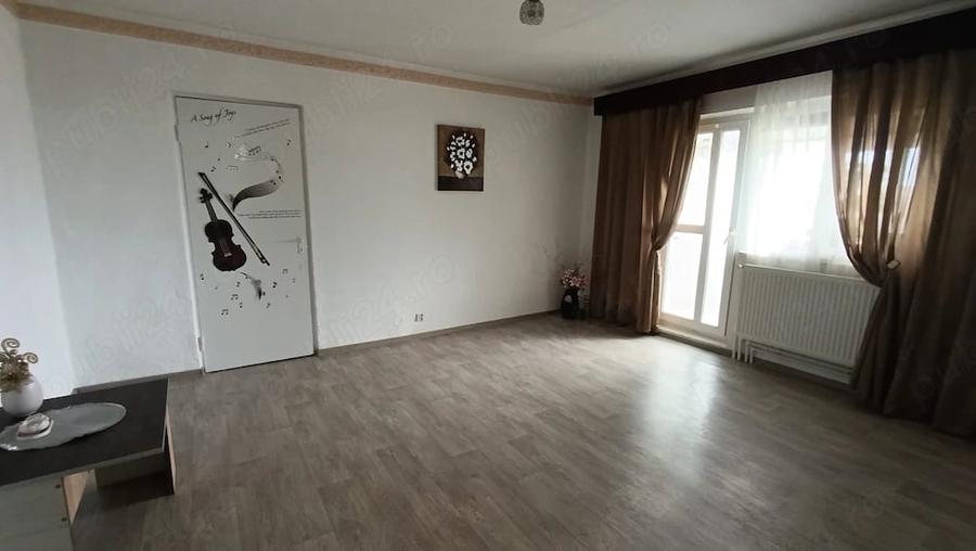 Apartament vanzare Ramnicu Sarat Toamnei - Pia?a Centrala - 2