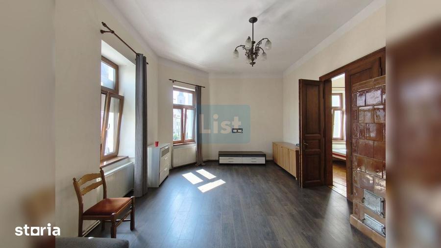 Apartament cu 4 camere în Central