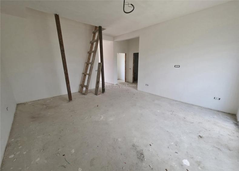 Casa individuala - Tunari - P M - 5 camere - 2 bai - 165mp - 10