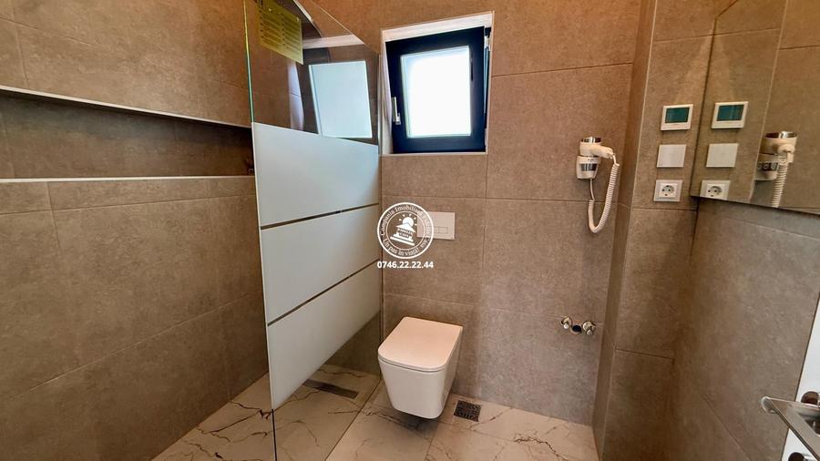 Casă cu 5 camere cu Teren 400 Mp în Valea Lupului