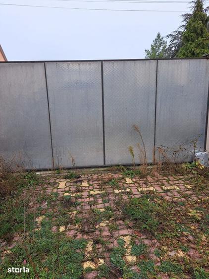 Casă cu 4 camere cu Teren 180 Mp în Central