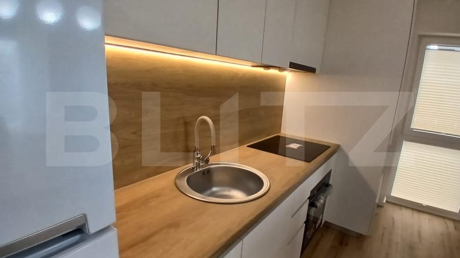 Apartament cu 3 camere semidecomandat, mobilat în Tudor Vladimirescu