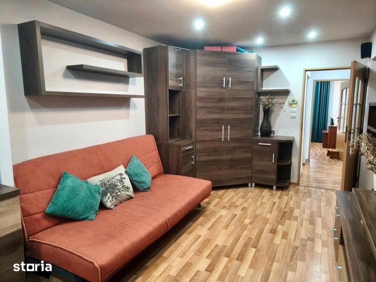 Apartament cu 3 camere decomandat în Mărăști