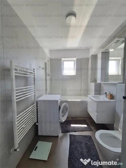 Apartament cu 2 camere semidecomandat în Triaj