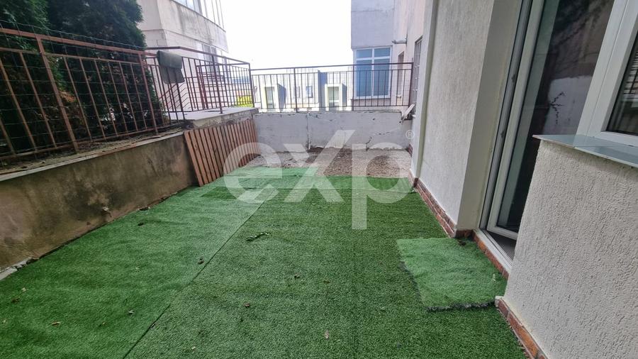 Apartament cu 3 camere decomandat, mobilat în Florești