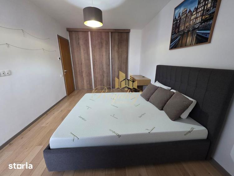 Apartament cu 3 camere, mobilat în Badea Cârțan