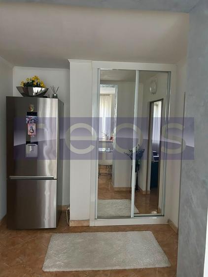 Apartament cu 3 camere decomandat, mobilat în Dristor