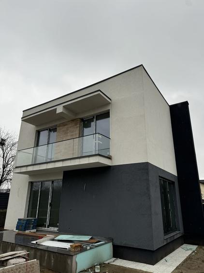 Casă cu 4 camere în Bariera Vâlcii