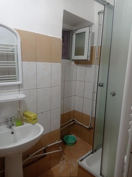 Apartament cu 2 camere nedecomandat în Central