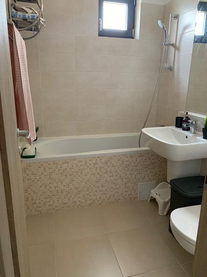 Apartament cu 2 camere decomandat în Băneasa