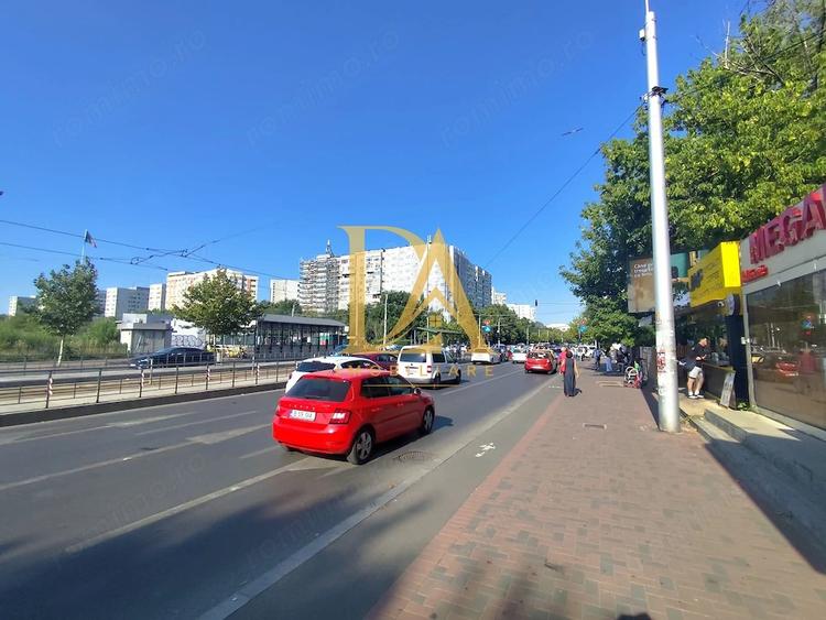 Spațiu comercial, de 40 mp, în Titan