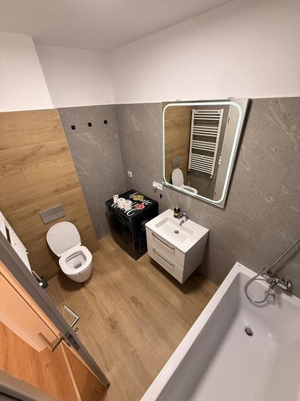 Apartament cu 2 camere decomandat în Exterior Vest