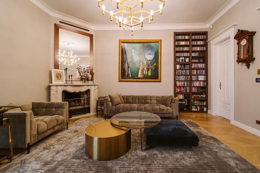Apartament cu 4 camere semidecomandat, mobilat în Ultracentral