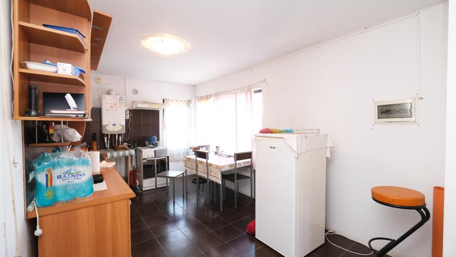 Casă individuală cu 5 camere cu Teren 690 Mp în Tânganu