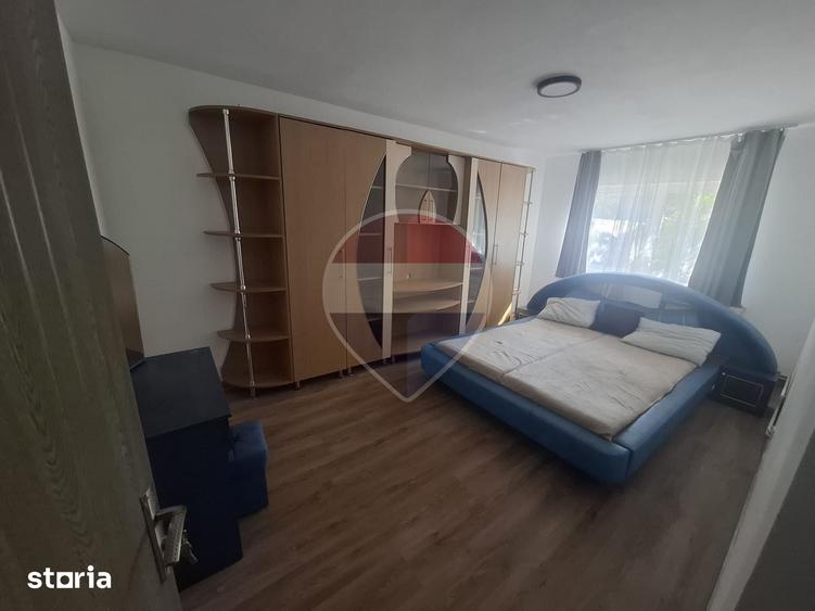 Apartament cu 3 camere, mobilat în Central