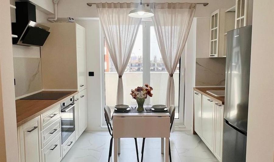 Apartament cu 2 camere decomandat în Theodor Pallady
