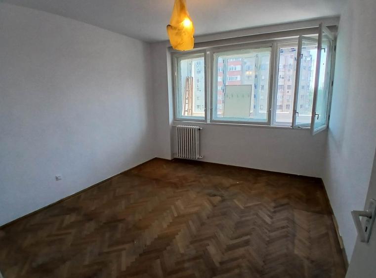 Apartament cu 2 camere semidecomandat în Dorobanți