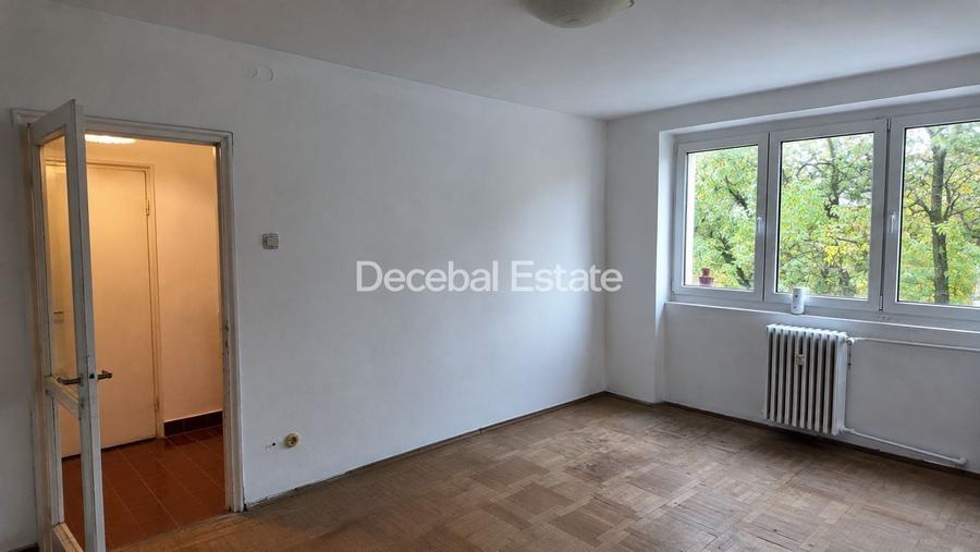 Apartament cu 2 camere decomandat în Baba Novac