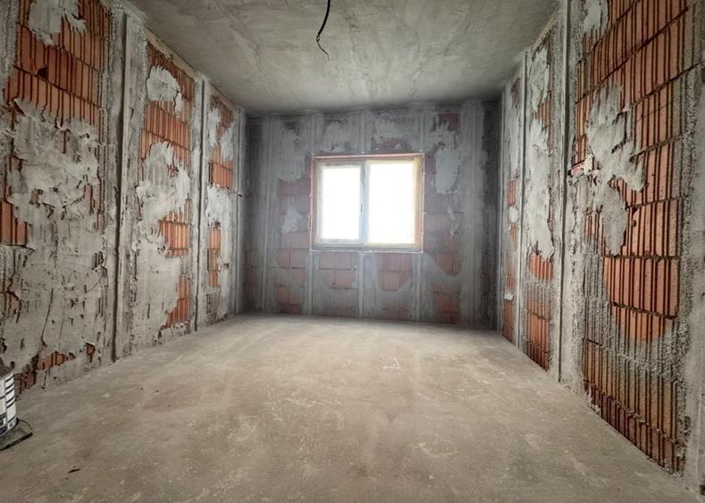 Duplex cu 4 camere cu Canalizare în Moșnița Nouă