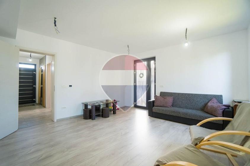 Casă individuală cu 4 camere cu Teren 476 Mp în Prejmer