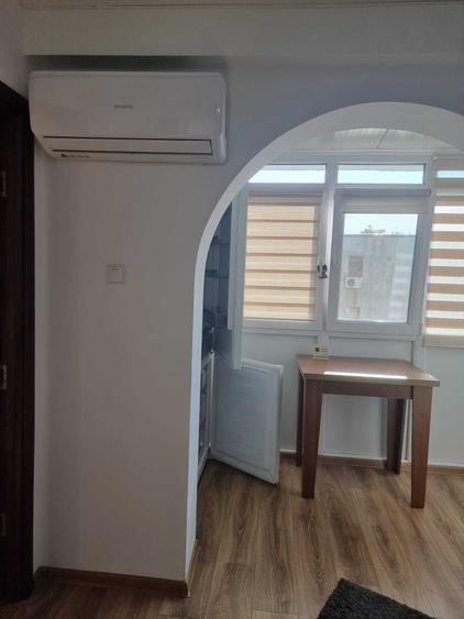 Apartament cu 2 camere semidecomandat în Micro 14