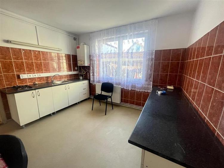 Casă individuală cu 3 camere cu Teren 300 Mp în Terezian