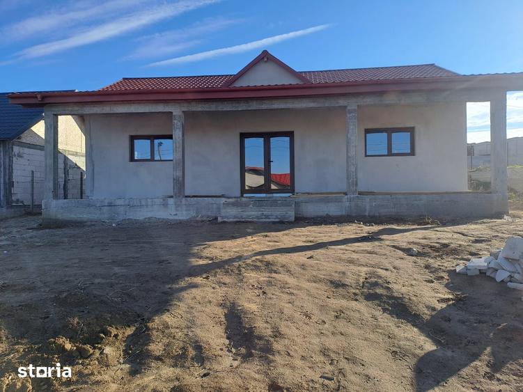 Casă cu 3 camere cu Teren 500 Mp în Nufăru