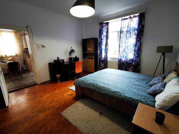 Apartament cu 3 camere decomandat în Mărăști
