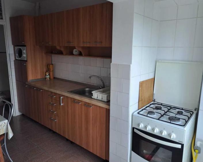 Apartament cu 2 camere decomandat în Scriitorilor
