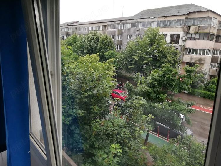 Apartament cu 3 camere decomandat în Ultracentral