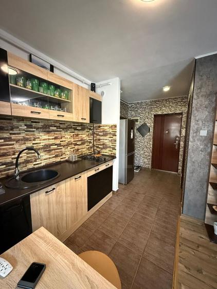 Apartament 2 camere semidecomandat zona Eroilor - 5