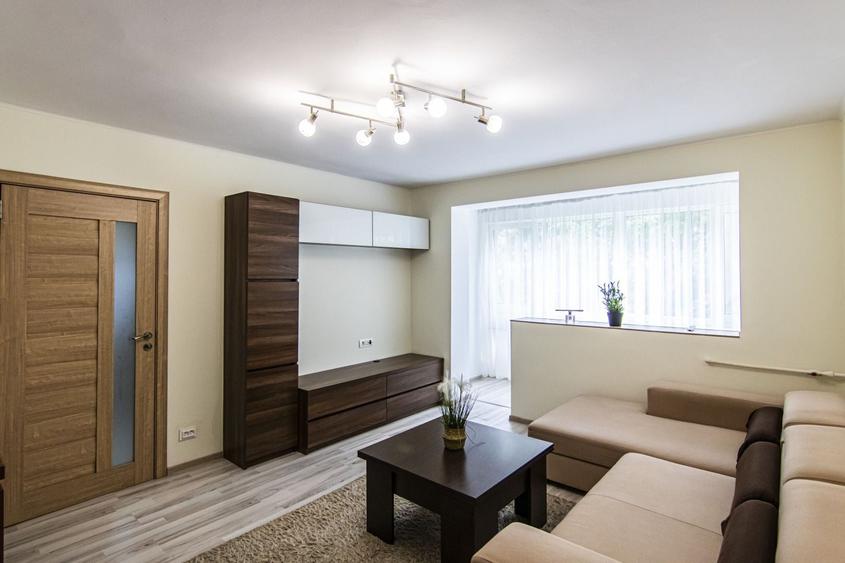 Apartament cu 2 camere decomandat, mobilat în Drumul Taberei